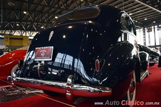 Retromobile 2017 - 1940 Packard One Twenty | 1940 Packard One Twenty 8 cilindros en línea de 282ci con 120hp