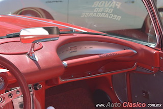 Autoclub Locos Por Los Autos - Exposición de Autos San Nicolás 2021 - Imágenes del Evento Parte II | 1962 Chevrolet Corvette