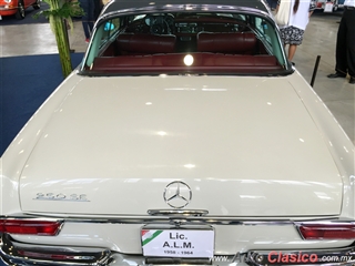 Salón Retromobile FMAAC México 2015 - Mercedes Benz 250SE Coupe 1965 | 