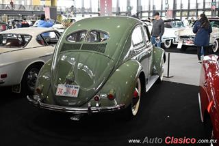 Retromobile 2017 - Event Images - Part V | 1952 VW Sedan Split Window 4 cilindros boxer de 900cc con 25hp