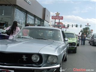 Desfile y Exposición de Autos Clásicos y Antiguos - Desfile Parte III | 