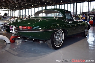 Salón Retromobile 2019 "Clásicos Deportivos de 2 Plazas" - Event Images Part II | 1965 Jaguar XKE Cabriolet Motor 6L de 4235cc 265hp