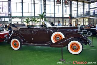 Retromobile 2018 - Imágenes del Evento - Parte III | 1934 Auburn Phaeton. Motor 8L de 280ci que desarrolla 115hp.