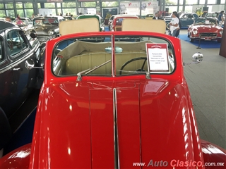 Salón Retromobile FMAAC México 2016 - 1940 Packard Convertible | 