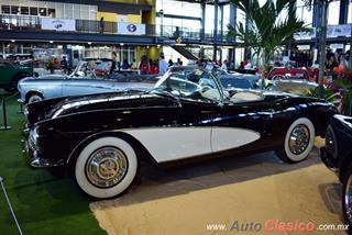 Retromobile 2018 - Event Images - Part V | 1957 Chevrolete Corvette. Motor V8 de 283ci que desarrolla 220hp