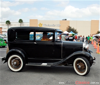 13va Exhibición Autos Clásicos y Antiguos Reynosa - Event Images | 