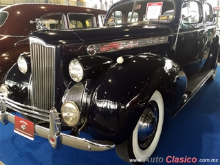 Salón Retromobile FMAAC México 2016 - Event Images - Part VII | 1940 Packard Touring Sedan