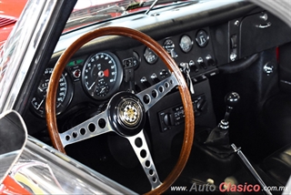 Salón Retromobile 2019 "Clásicos Deportivos de 2 Plazas" - Imágenes del Evento Parte III | 1968 Jaguar XKE Cabriolet Motor 6L 4200cc 265hp