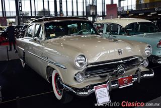 Retromobile 2017 - Imágenes del Evento - Parte II | 1952 Ford Custom Line 6 cilindros en línea 215ci 101hp