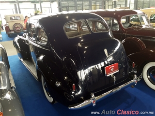 Salón Retromobile FMAAC México 2016 - Event Images - Part VII | 1940 Packard Touring Sedan