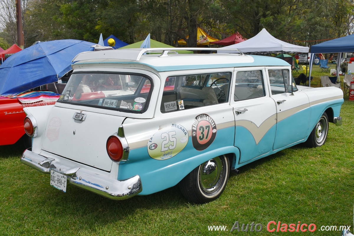 1957 Ford Station Wagon Del Rio