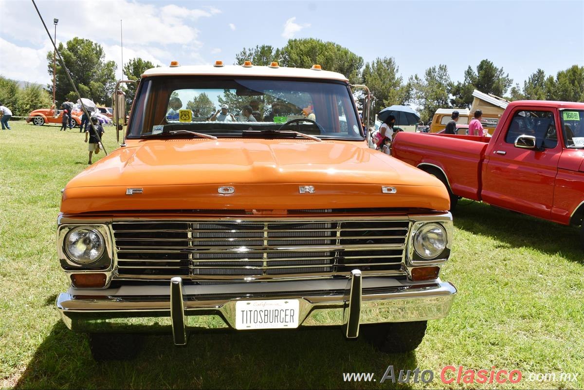 Ford Pickup