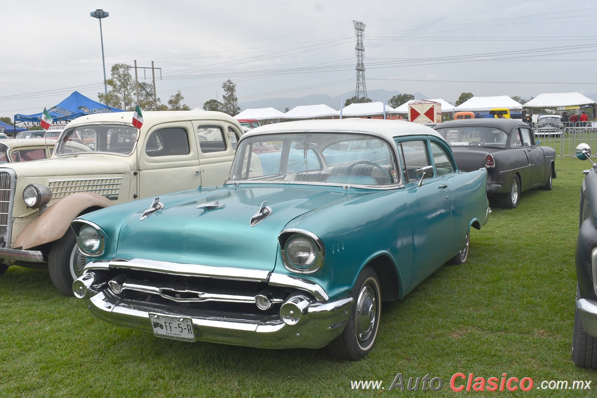 1957 Chevrolet 210 2 Doors Sedan