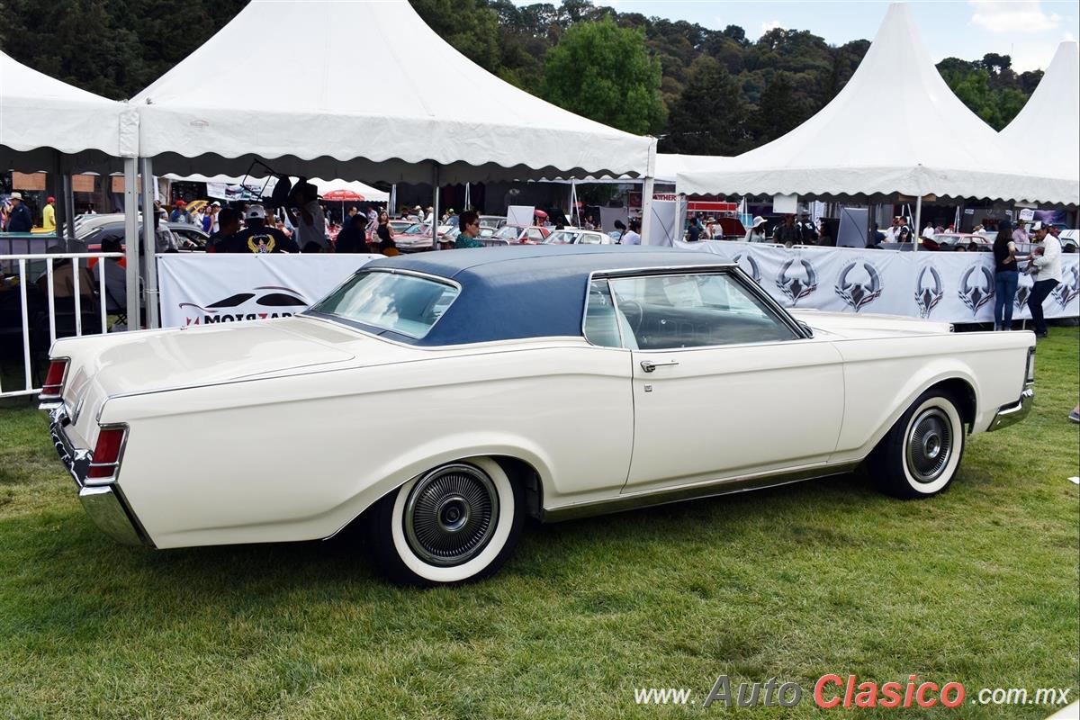 1970 Ford Lincoln Continental