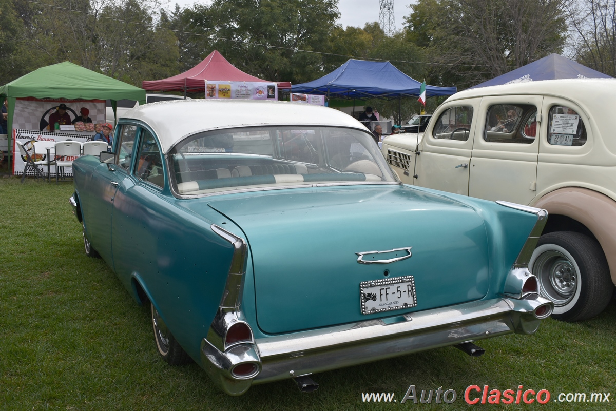 1957 Chevrolet 210 2 Doors Sedan