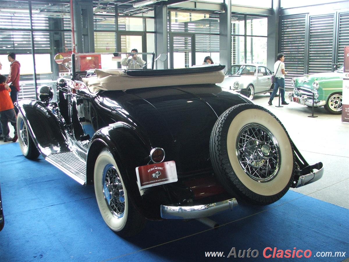 1932 Auburn Custon 8 Cabriolet motor en línea de 8 cilindros