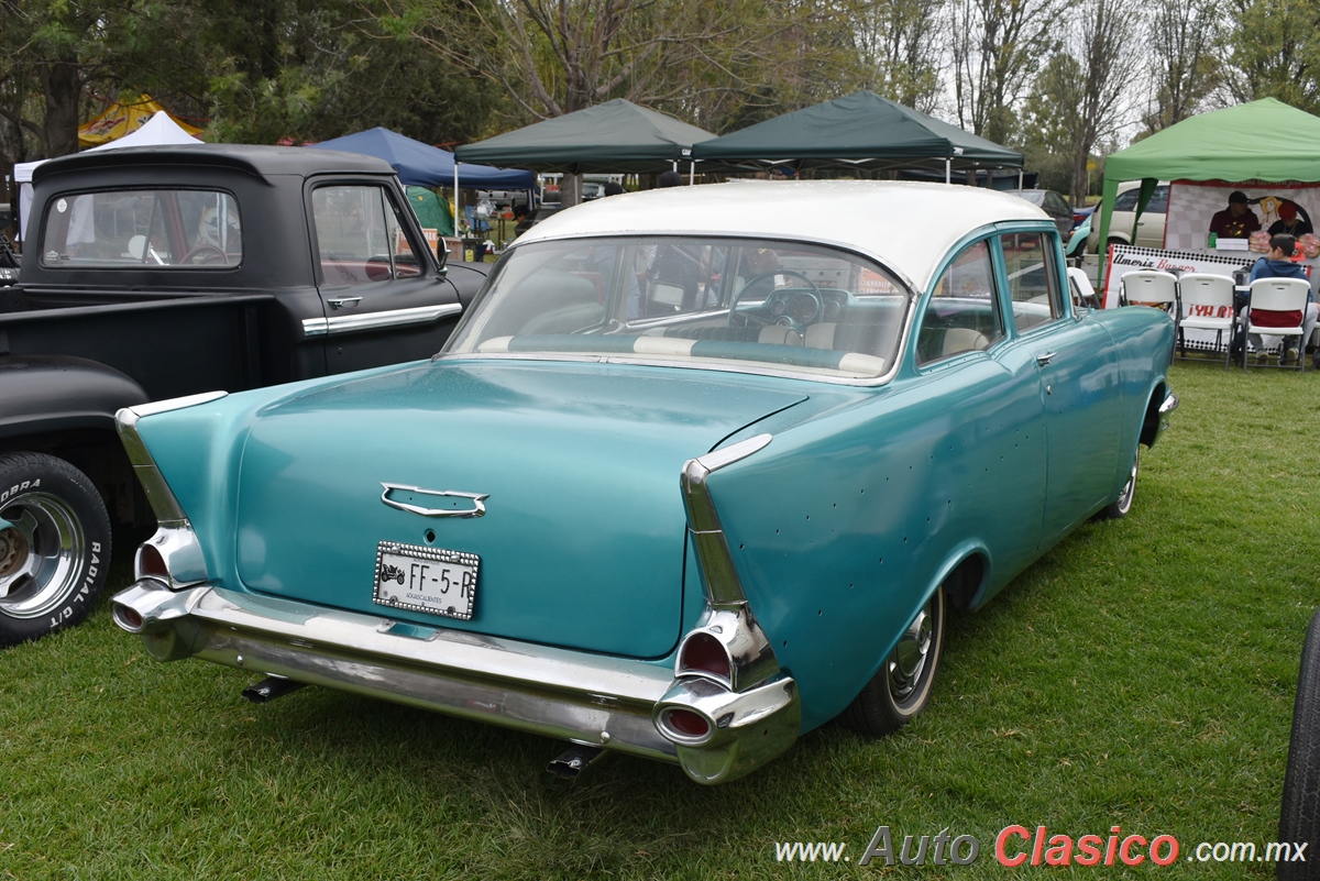 1957 Chevrolet 210 2 Doors Sedan