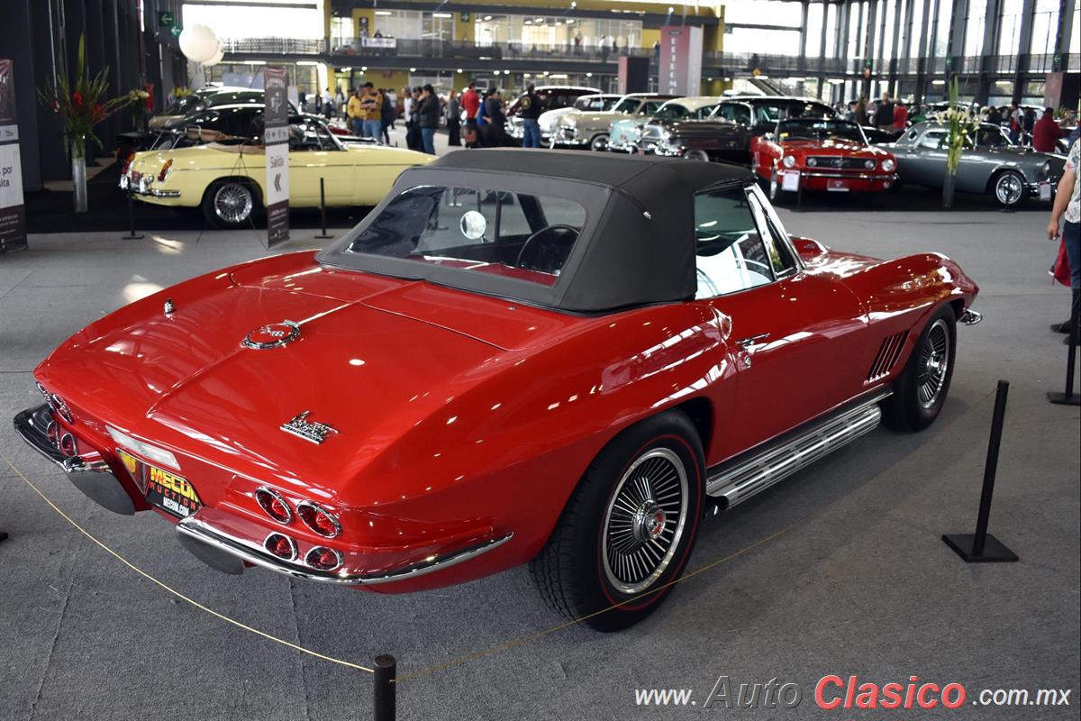 1967 Chevrolet Corvette Stingray V8 de 427pc con 435hp