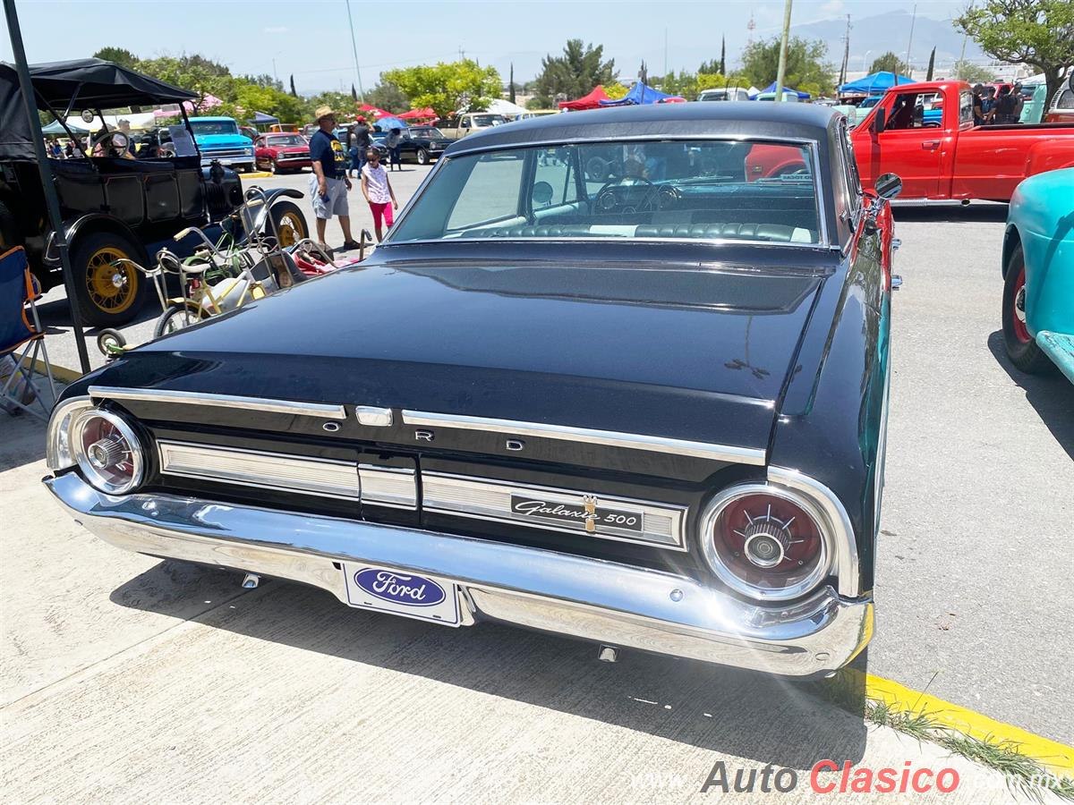 1964 Ford Galaxie 500