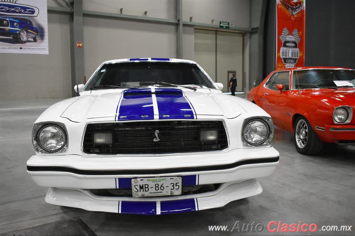 1974 Ford Mustang