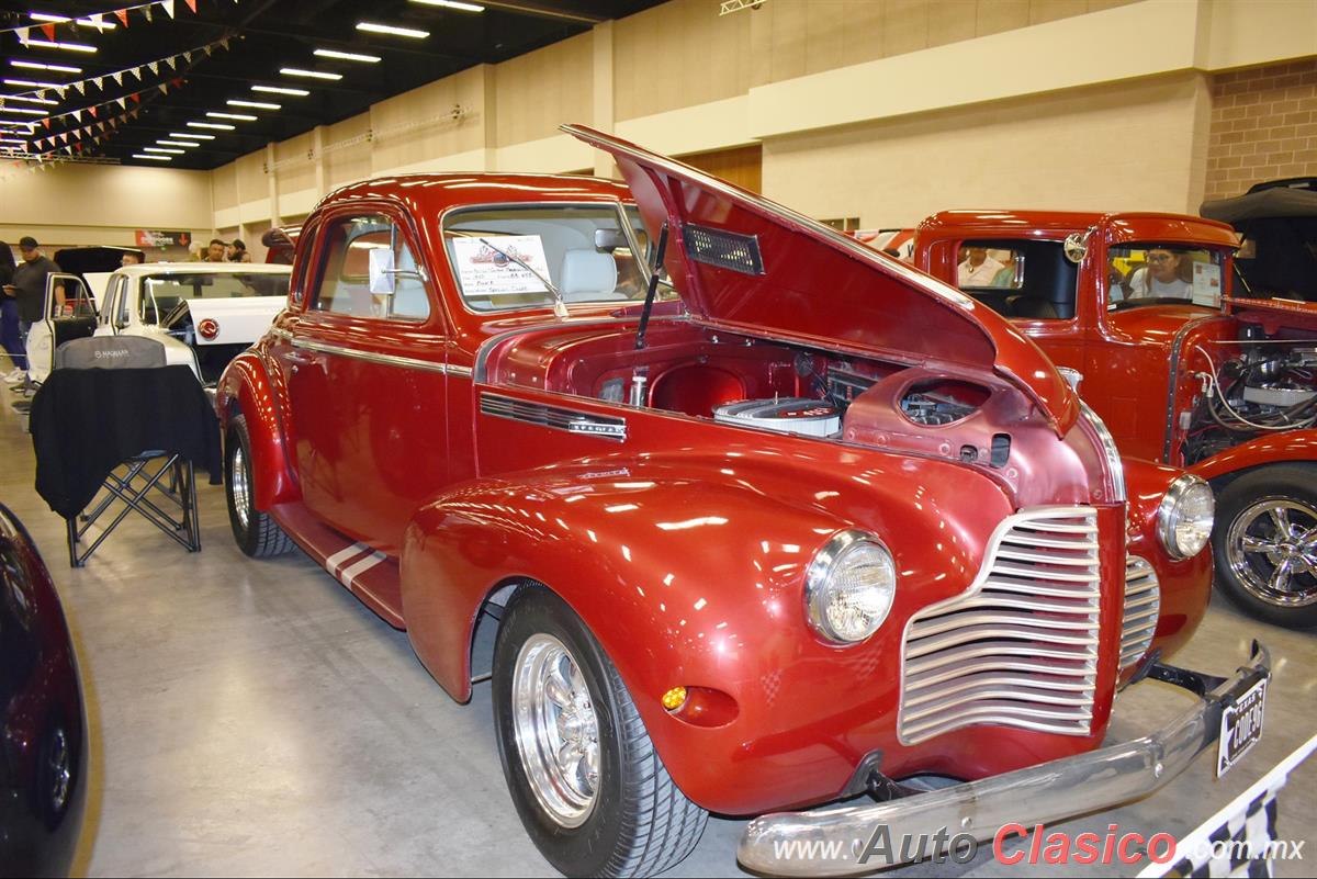 1940 Buick Special Coupe