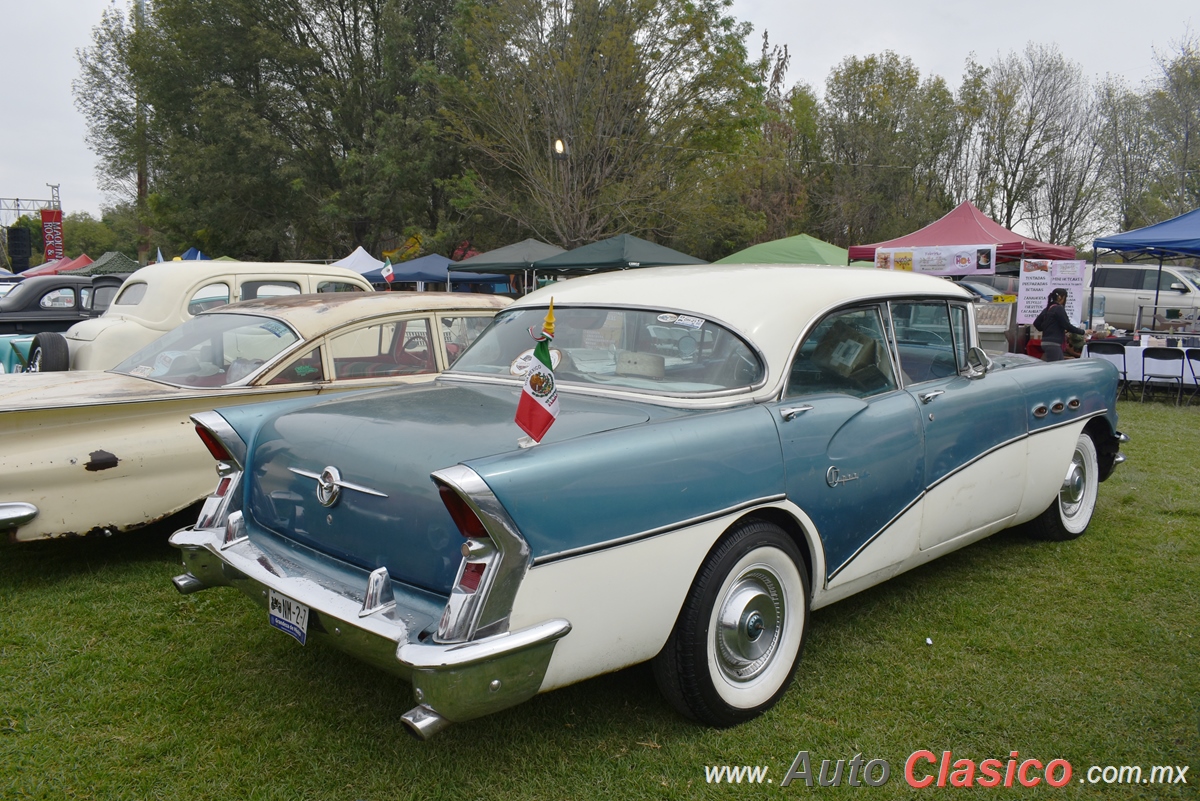 1956 buick special 4 Door  Hardtop