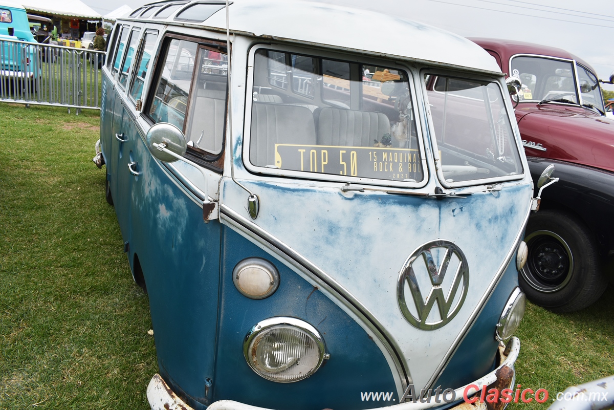 Volkswagen Type 2 (T1) 19-Ventanas