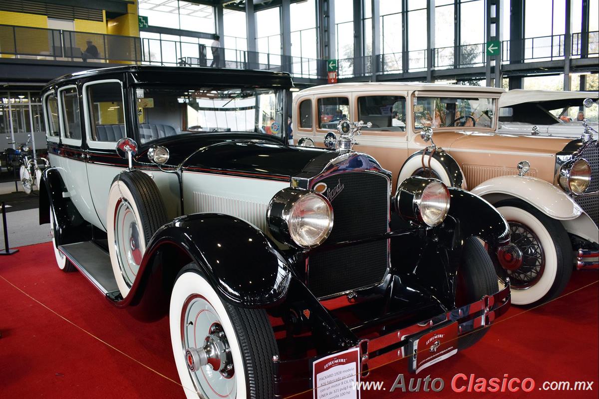 1928 Packard 826 8 cilindros en línea de 321ci con 100hp