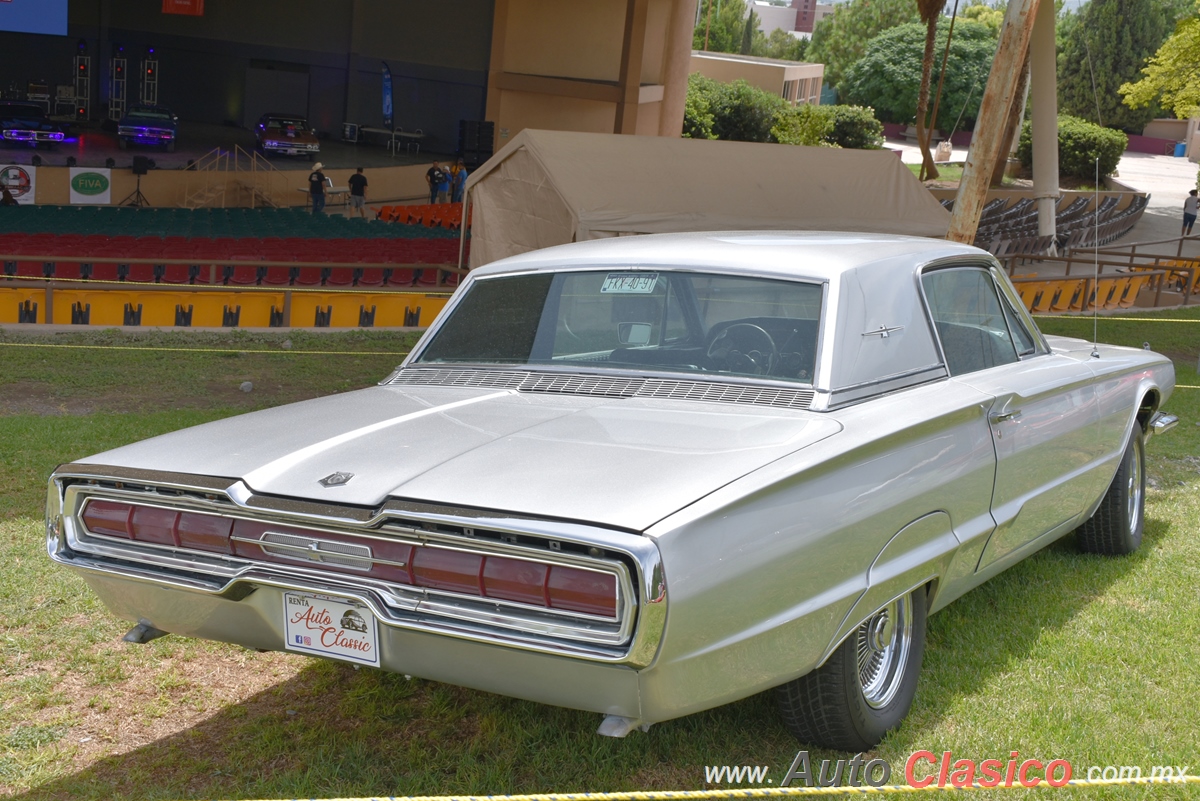 1966 Ford Thundebird