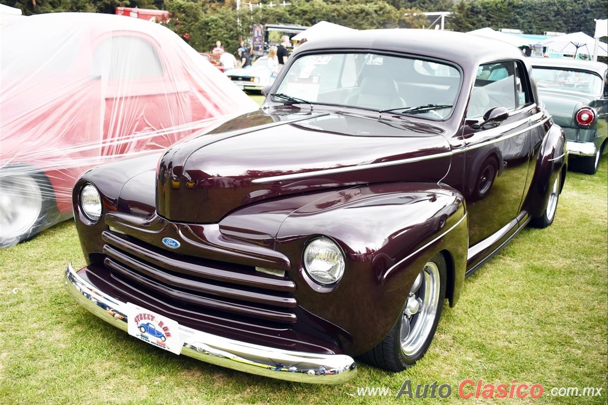 1949 Ford Hardtop