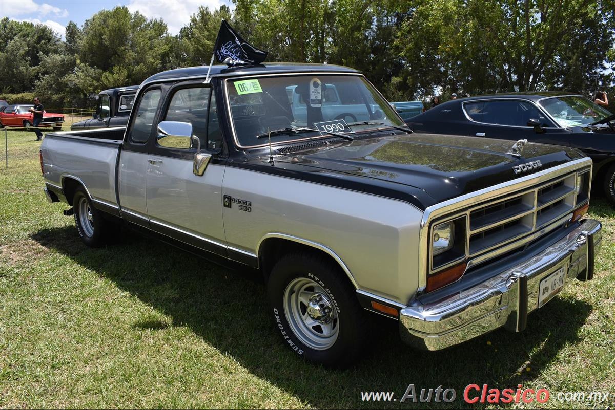 1990 Dodge Pickup Club Cab