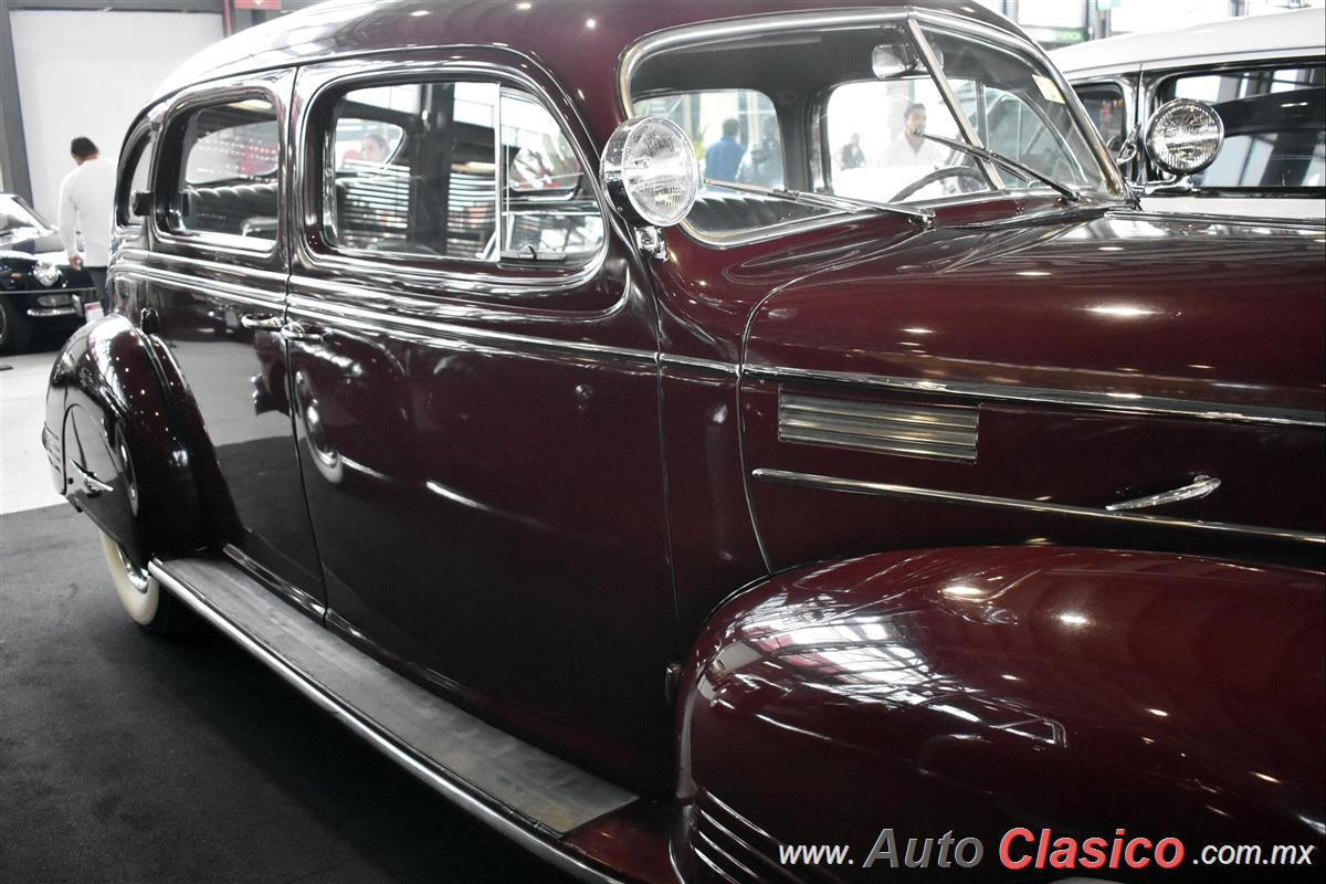 1939 Dodge Limousine 6 cilindros en línea 241ci 100hp