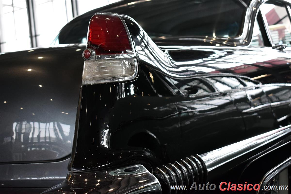 1956 Cadillac Sixty Special V8 365pc de 285hp