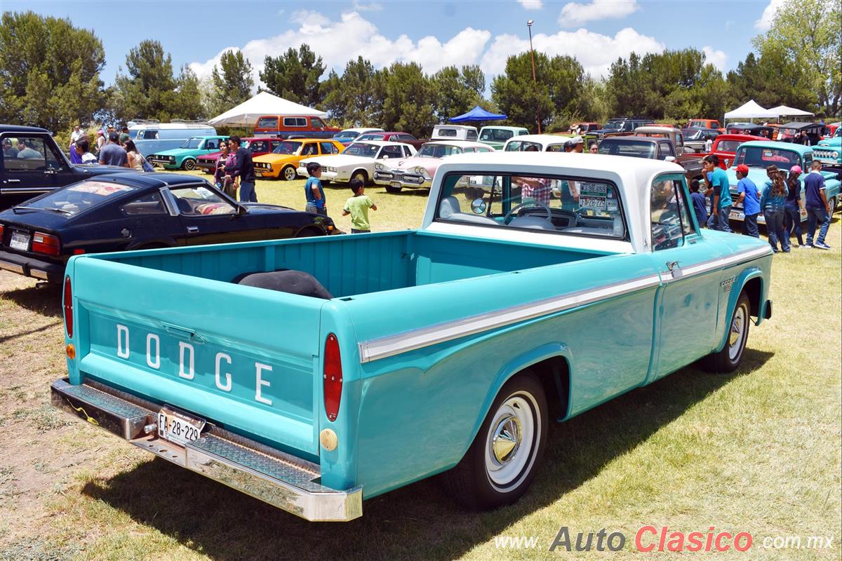 1968 Dodge Pickup D100