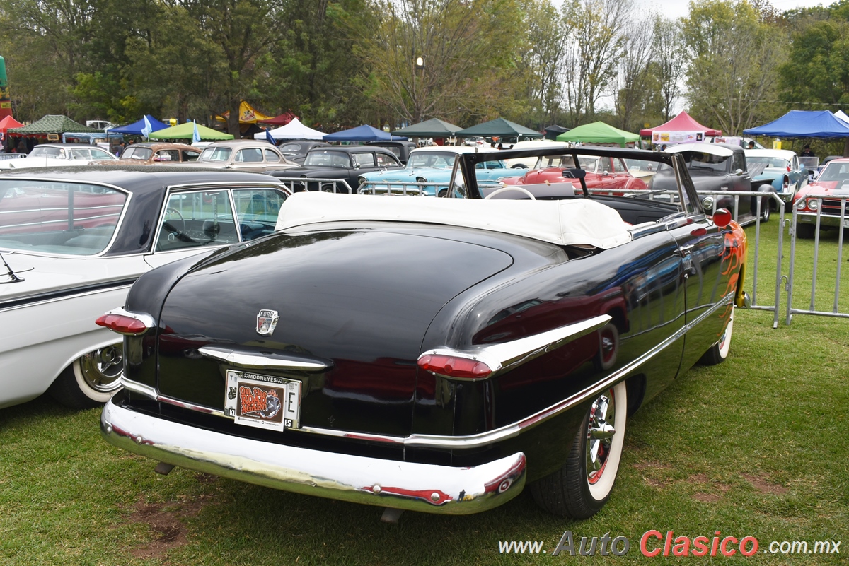 1951 Ford