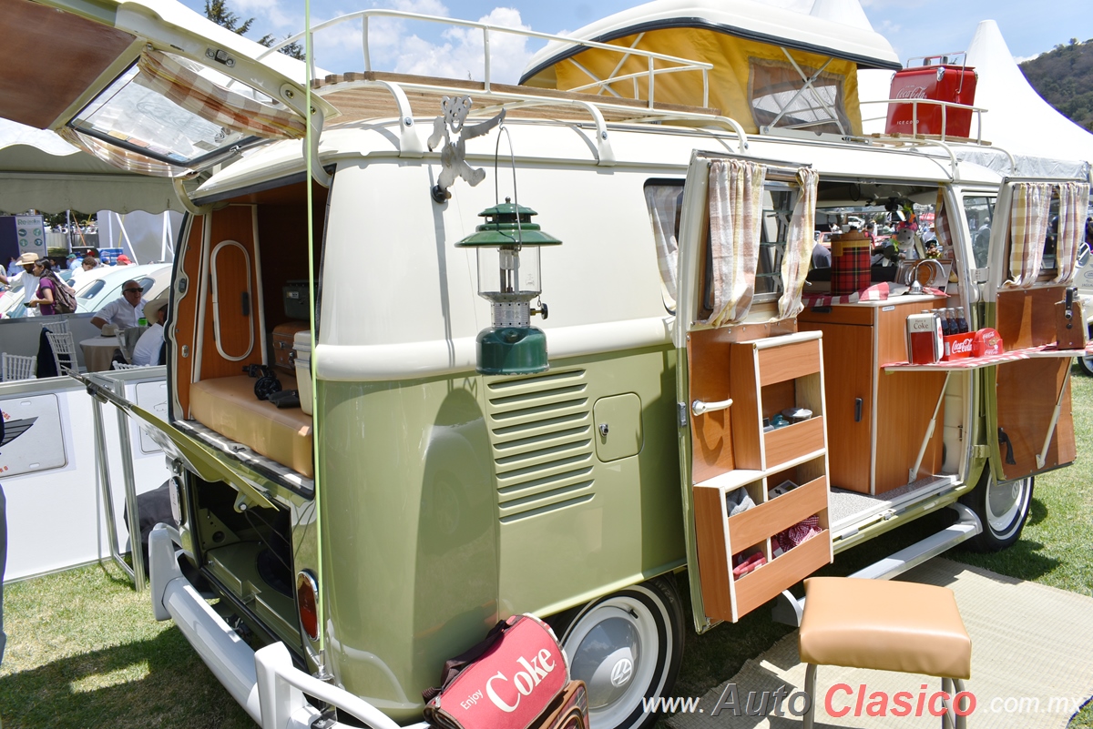 1966 Volkswagen Combi Westfalia