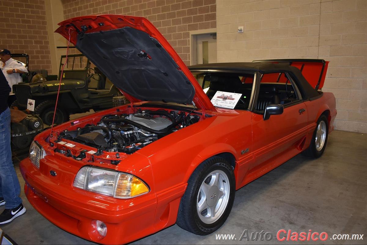 1992 Ford Mustang GT Convertible