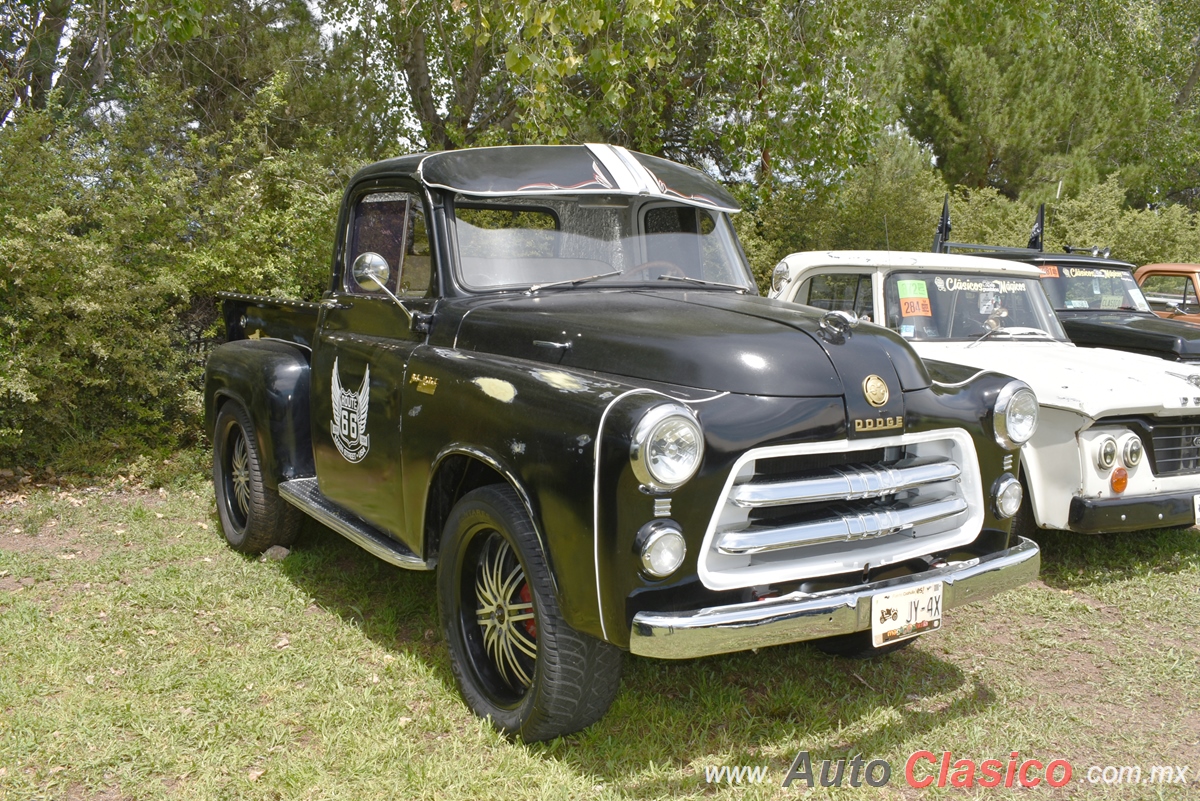 Dodge Pickup