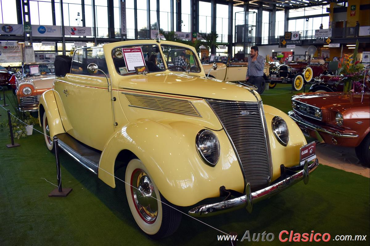 1937 Ford Coupe. Motor V8 de 136ci que desarrolla 80hp.