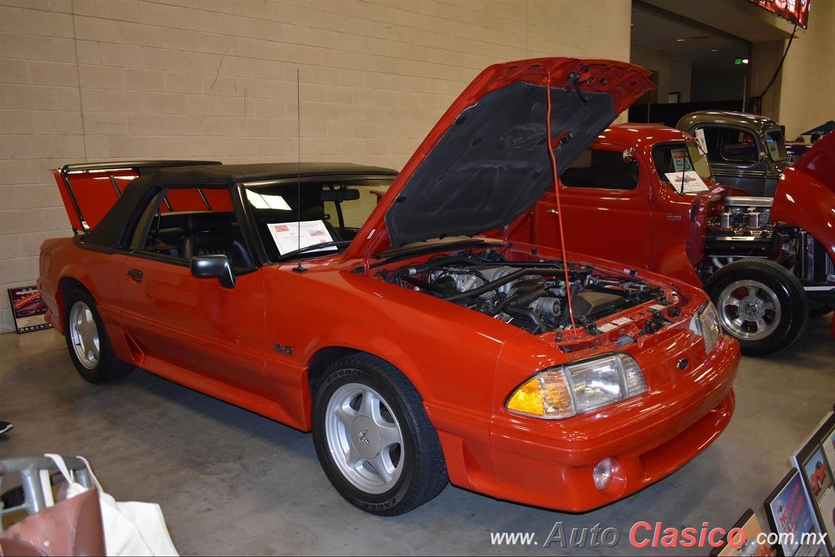 1992 Ford Mustang GT Convertible