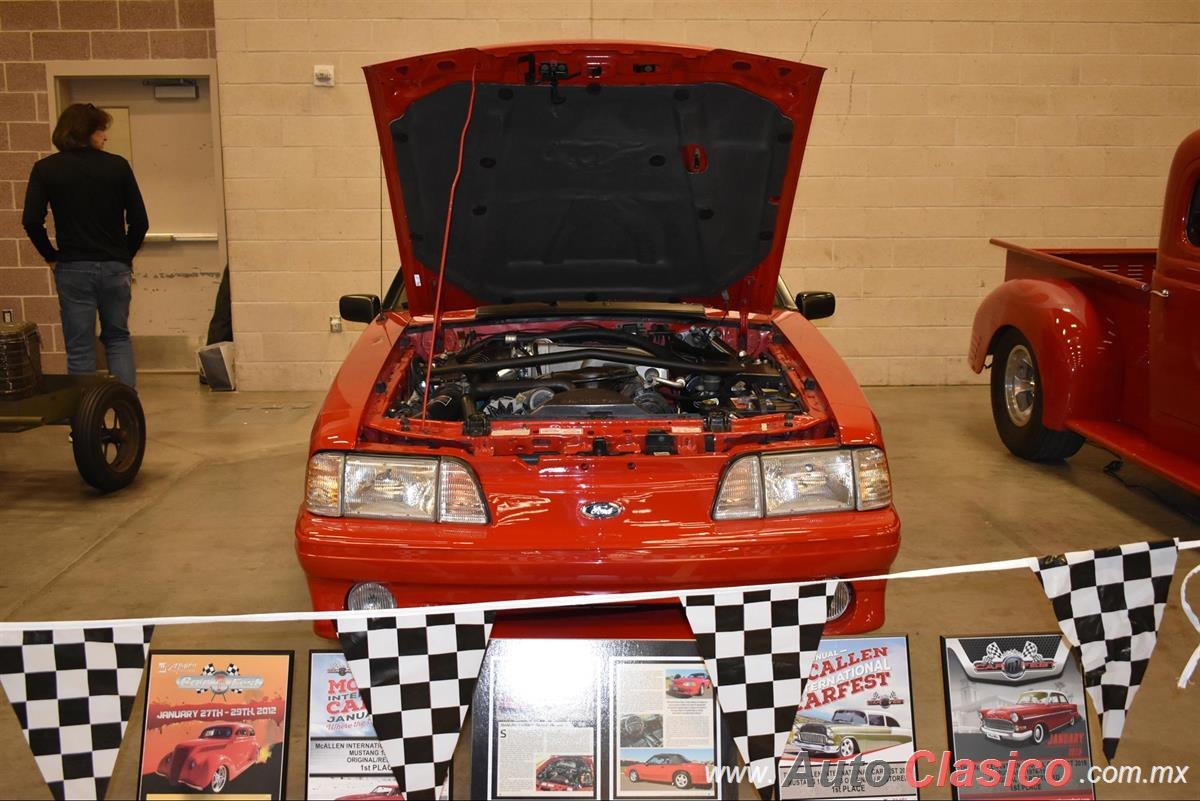 1992 Ford Mustang GT Convertible