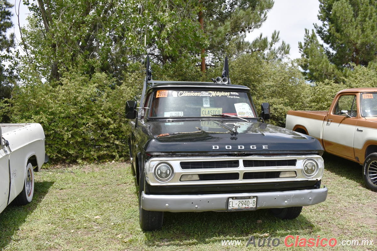 1970 Dodge Pickup D-100