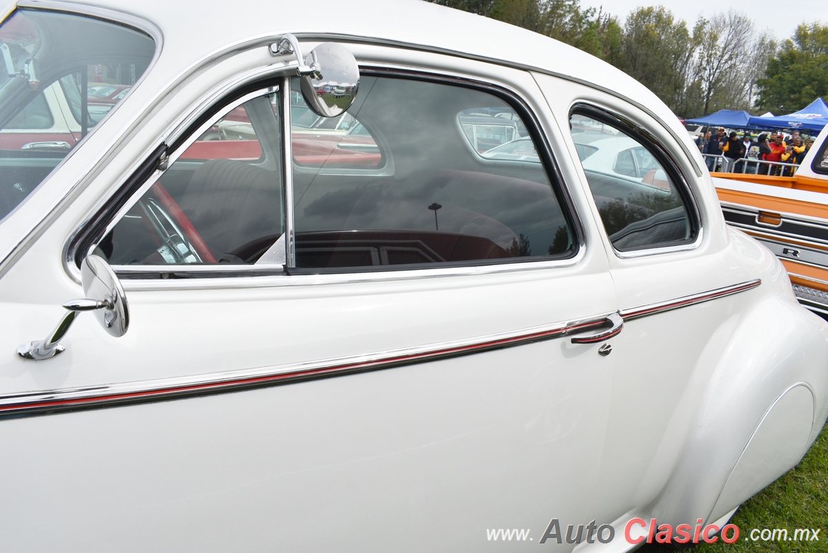 1940 Buick Super Eight Coupe