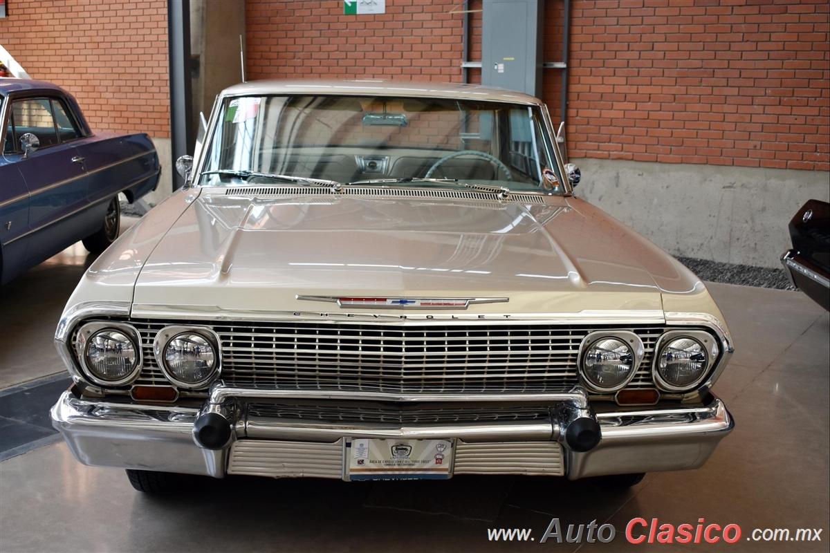 1963 Chevrolet Impala Hardtop Four Doors V8 327