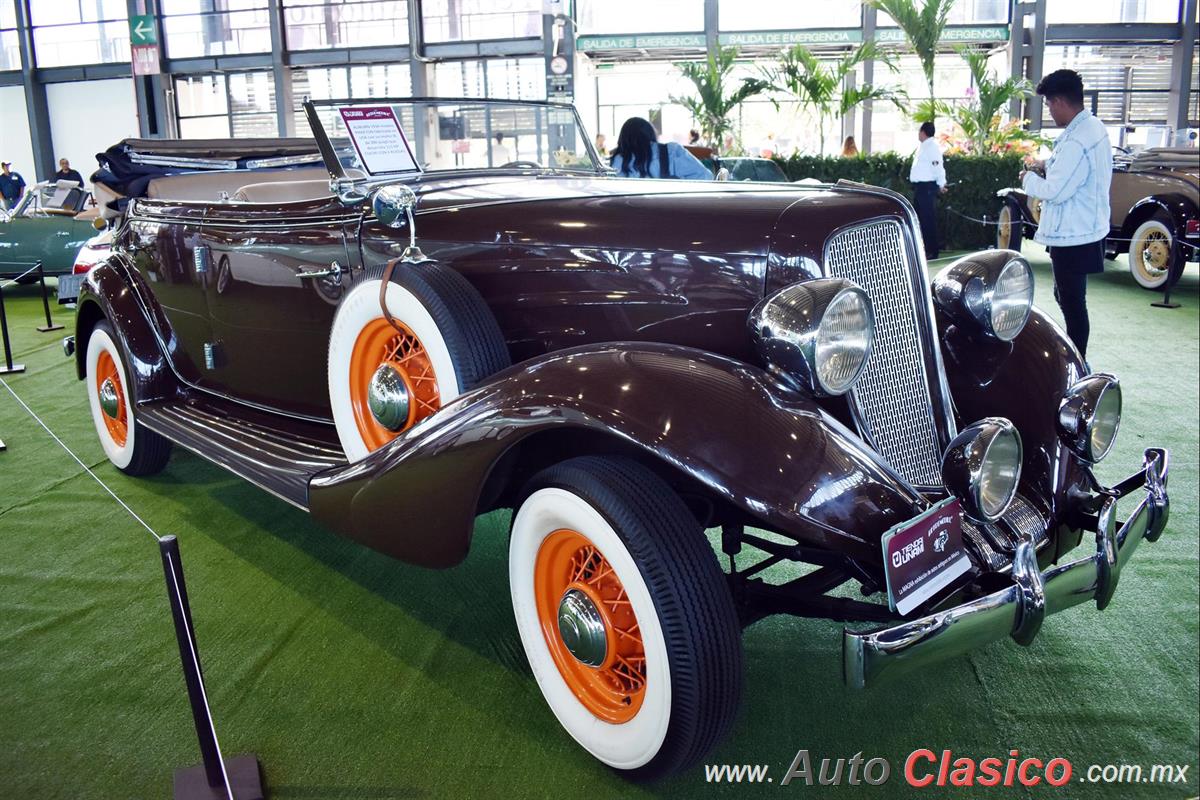 1934 Auburn Phaeton. Motor 8L de 280ci que desarrolla 115hp.