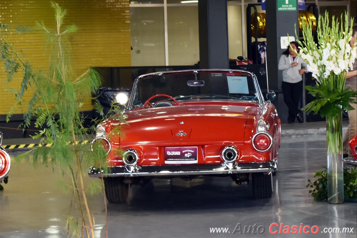 1956 Ford Thunderbird Motor V8 de 292ci 198hp