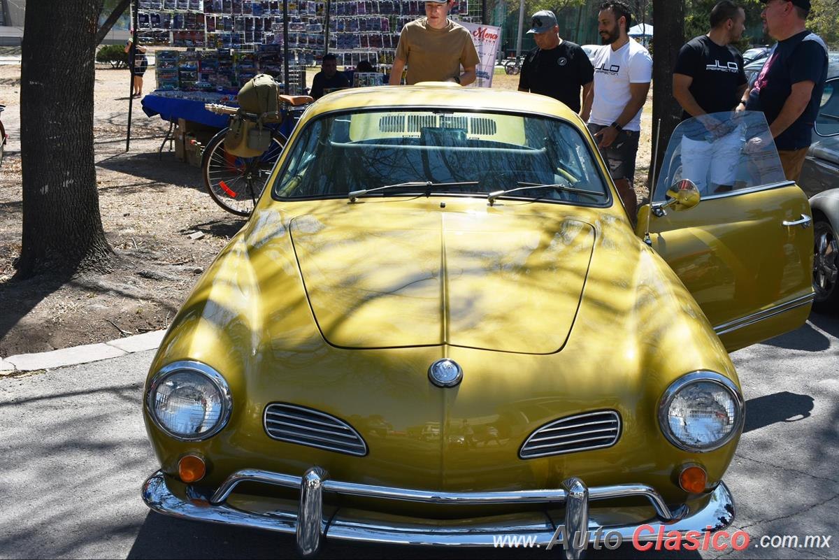 Volkswagen Karmann Ghia