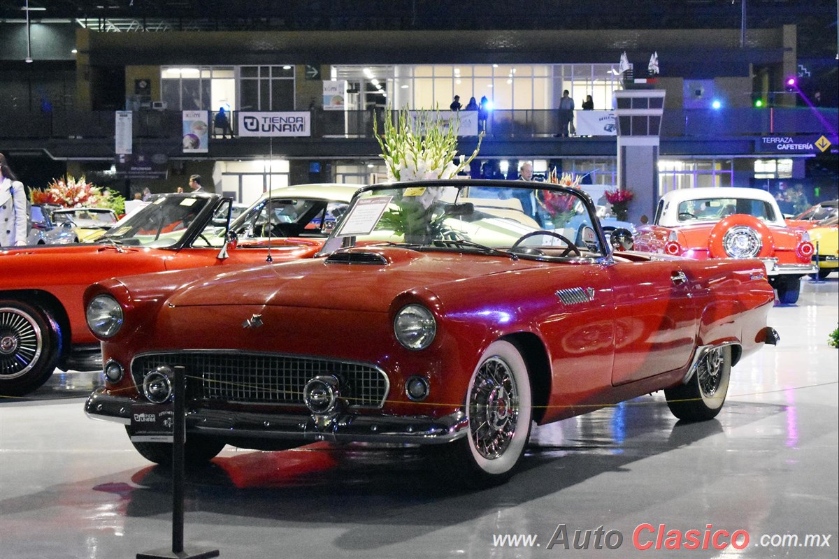 1956 Ford Thunderbird Motor V8 de 292ci 198hp