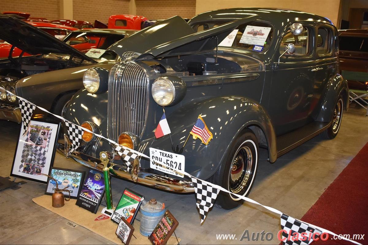 1938 Plymouth Sedan Deluxe