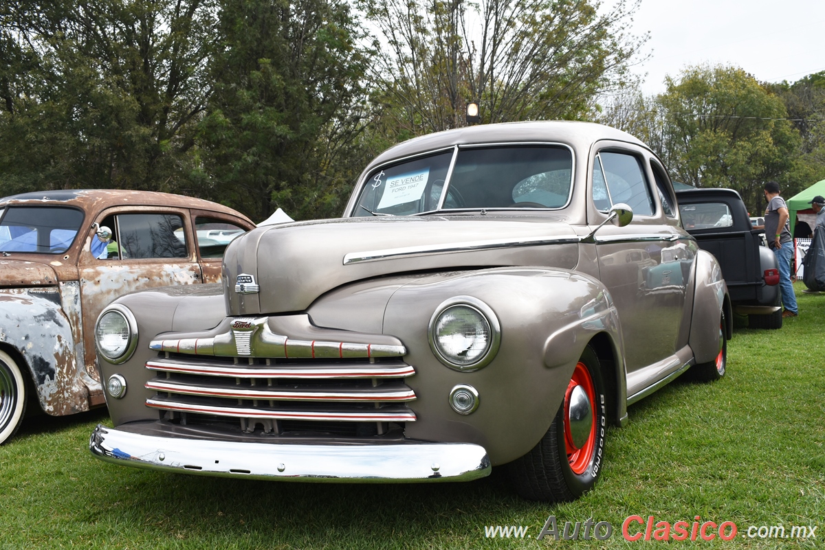 1947 Ford Super Deluxe Coupe 2 Door